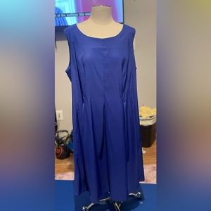 Women’s blue pleated knee length dress
